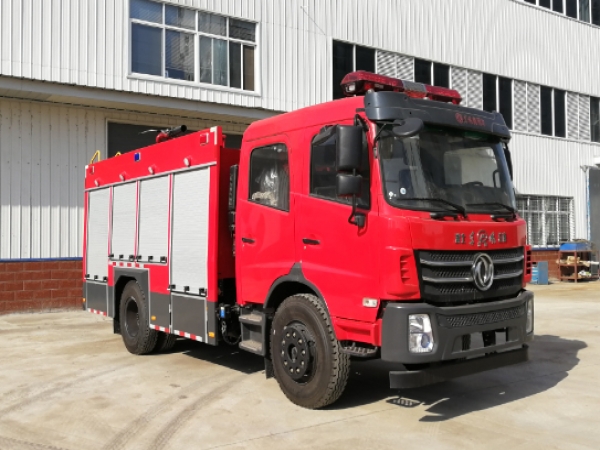 國(guó)六JDF5140GXFPM55/E6型泡沫消防車